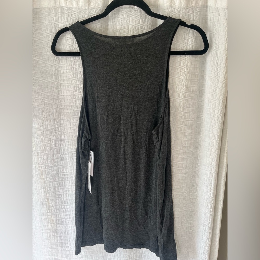 Treasure & Bond tank nwt